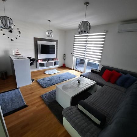 Apartman Bulevar Sarajevo - Free Parking Exteriér fotografie