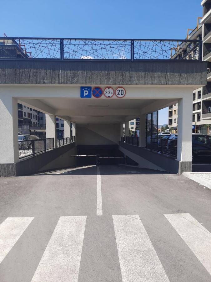 Apartman Bulevar Sarajevo - Free Parking Exteriér fotografie