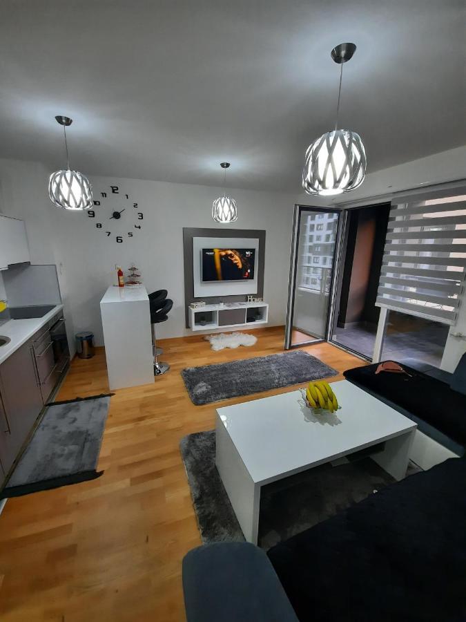 Apartman Bulevar Sarajevo - Free Parking Exteriér fotografie