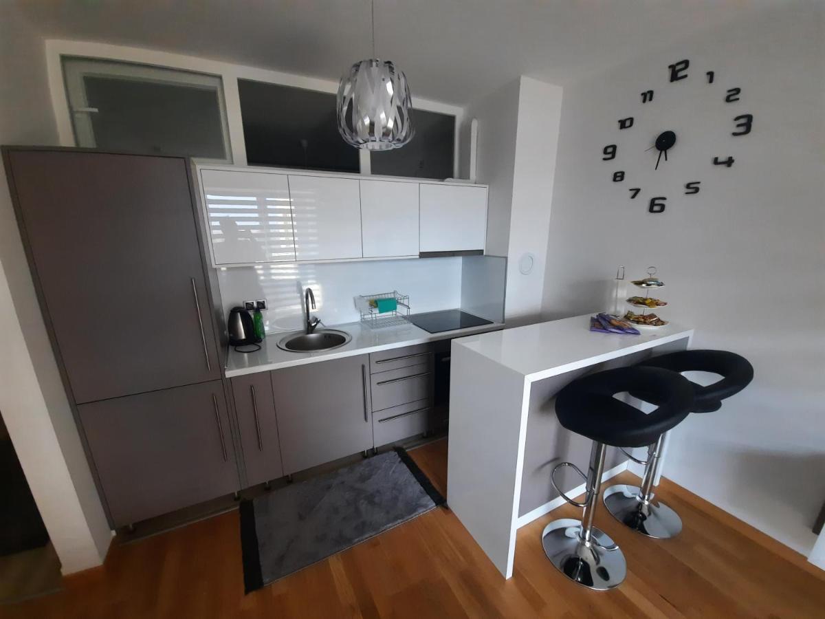 Apartman Bulevar Sarajevo - Free Parking Exteriér fotografie