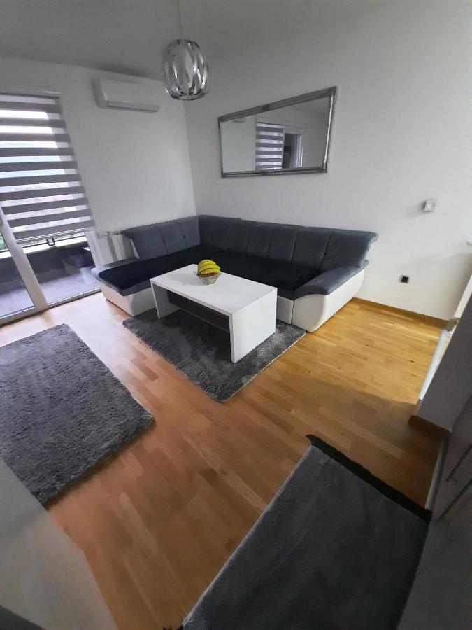 Apartman Bulevar Sarajevo - Free Parking Exteriér fotografie