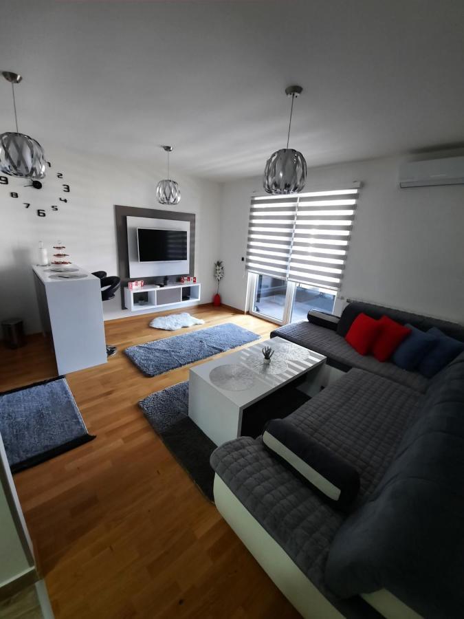 Apartman Bulevar Sarajevo - Free Parking Exteriér fotografie